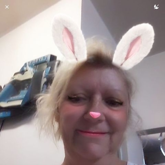 Meet your Posher, Cathy - Picture 1 of 1